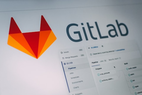 gitlab e github logos